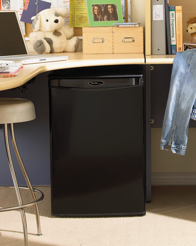 2.6 cu.ft. Danby DAR026A1BDD